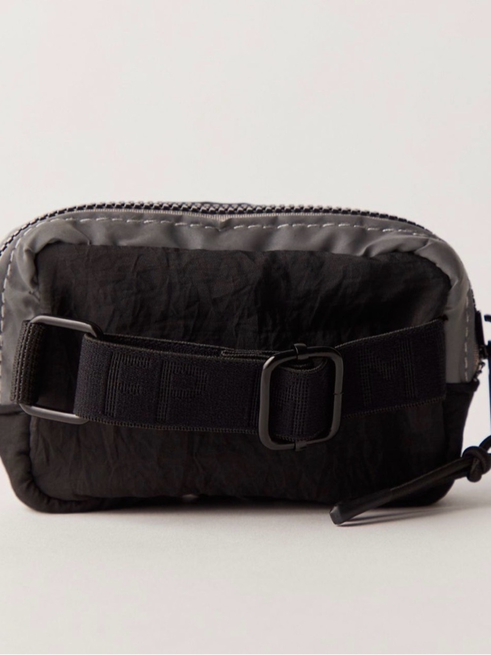 NWT Free People FP Movement Run About Pouch Black - Picture 2 of 4